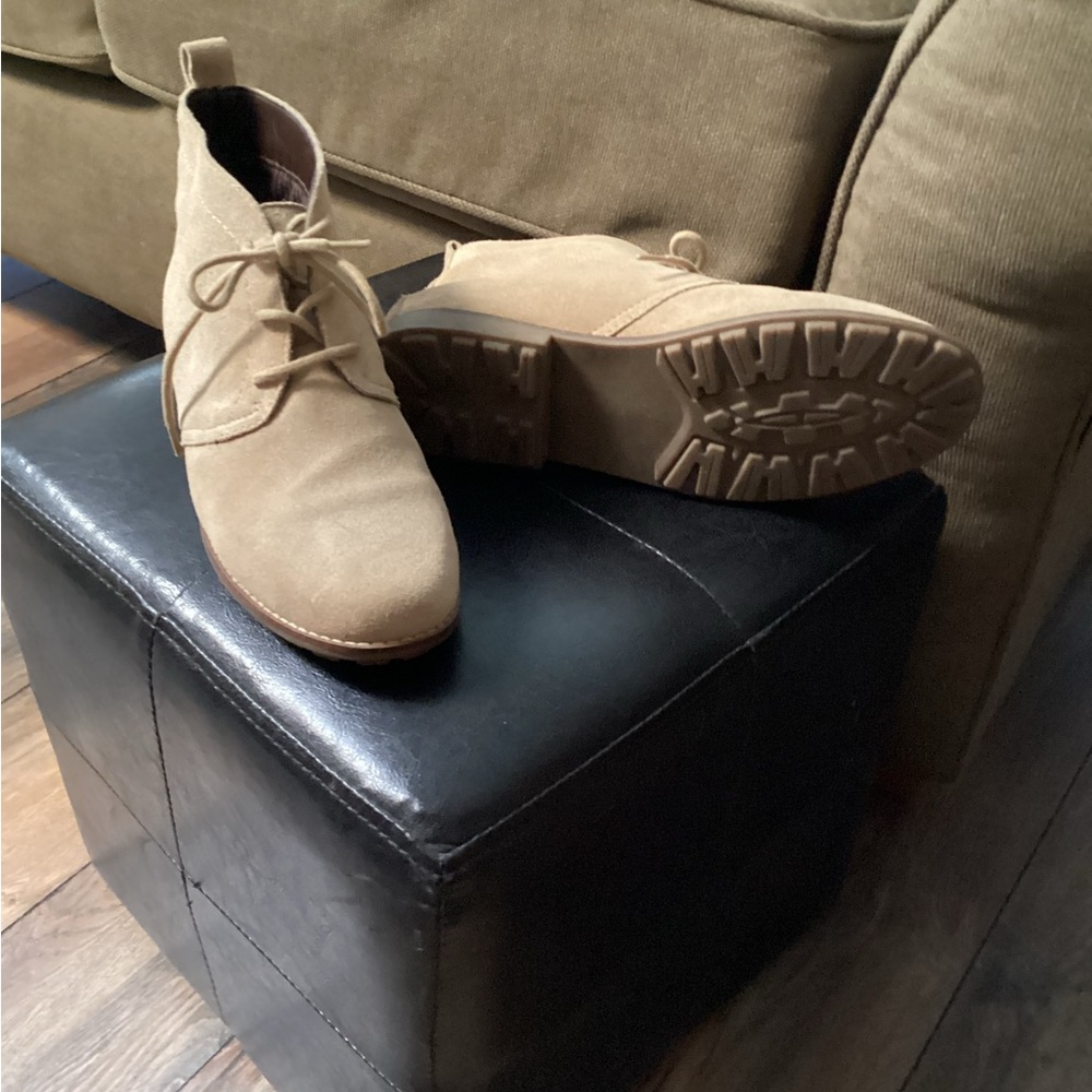 Men's Desert Chukka Boots in Tan